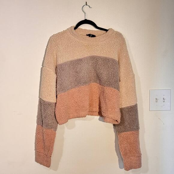 Missguided Trendy Colorblock Sherpa Fleece Pullover – Cozy & Soft, Size 8 (M) - Picture 9 of 9